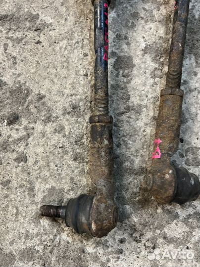 Рулевая тяга с наконечником левая Volkswagen