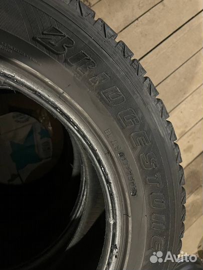 Bridgestone Blizzak 6 225/65 R18