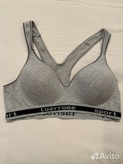 Спортивный бюстгальтер