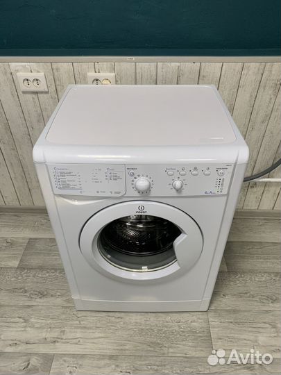 Стиральная машина 6кг indesit