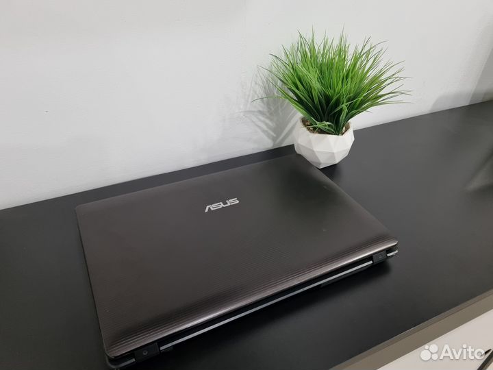 Офисный ноутбук asus 17 дюймов