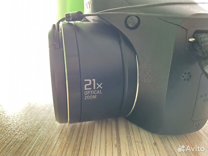 Фотоаппарат Sony DSC -H100