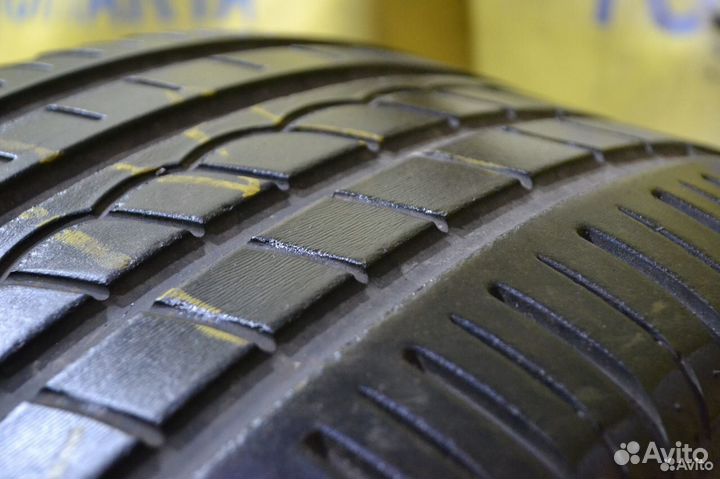 Pirelli P Zero Rosso 255/35 R19