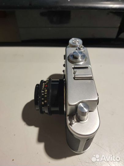 Фотоаппараты Зорький 4 и Киев Вега