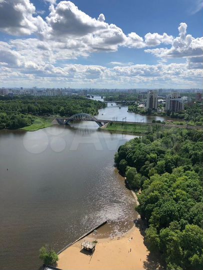 Своб. планировка, 72,5 м², 30/37 эт.