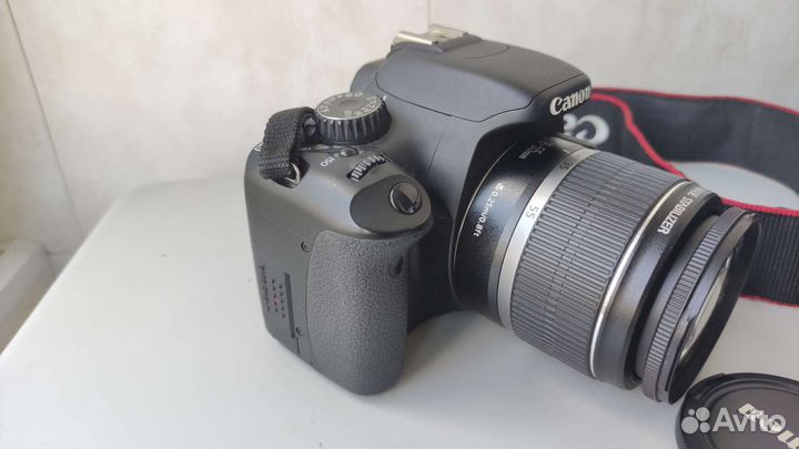 Canon 550D kit 18-55 IS отл. состояние