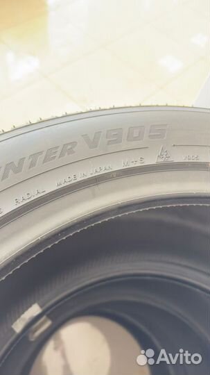 Yokohama BluEarth Winter V905 275/45 R21 и 315/40 R21 110T