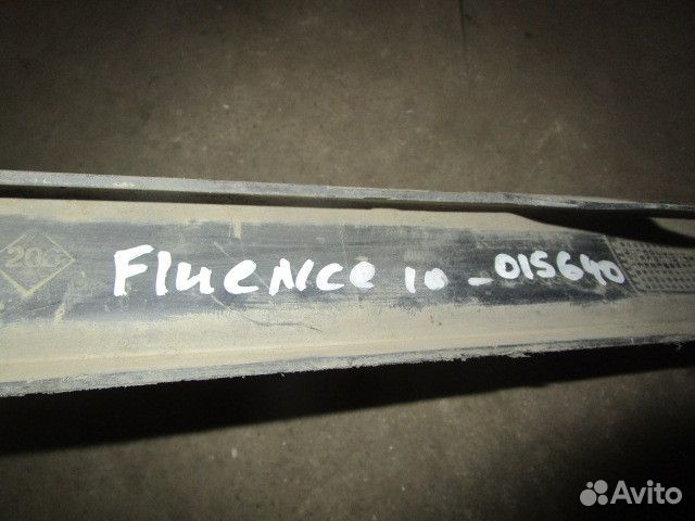 Спойлер переднего бампера Renault Fluence 2010-201