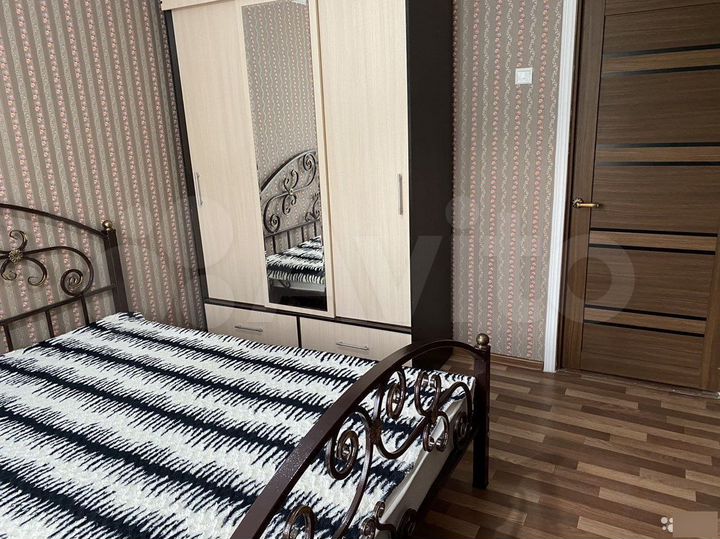 2-к. квартира, 56 м², 2/5 эт.