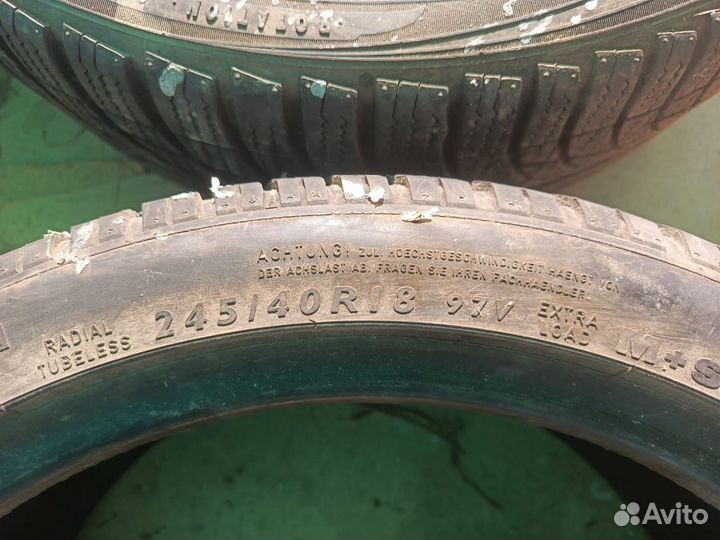 Advance AR201 245/40 R18