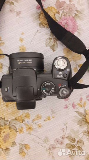 Зеркальный фотоаппарат canon