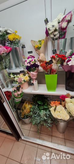 Полки стеллажи