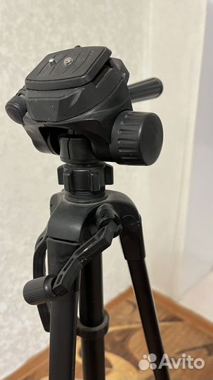 Штатив для фотоаппарата