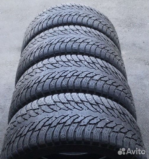 Nokian Tyres Hakkapeliitta 9 SUV 295/40 R21