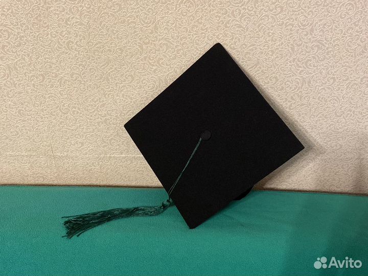 Головной убор магистра