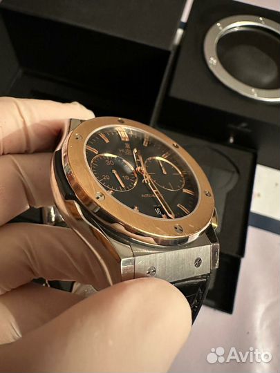 Швейцарские часы hublot 750gold/titan