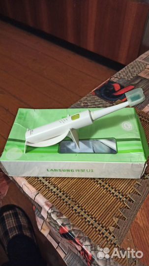 Электронная Зубная щётка + доп насадки