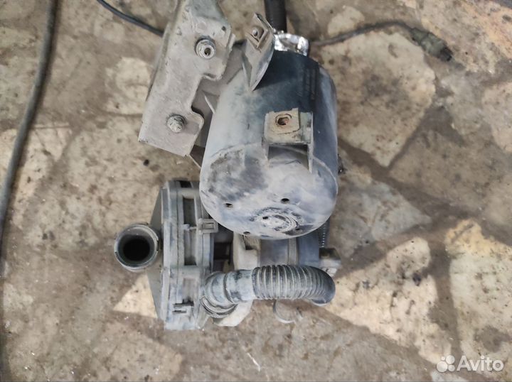 Насос воздушный Volkswagen Passat b5