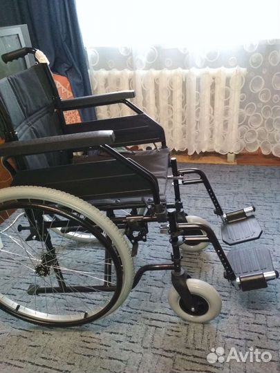 Инвалидная коляска новая