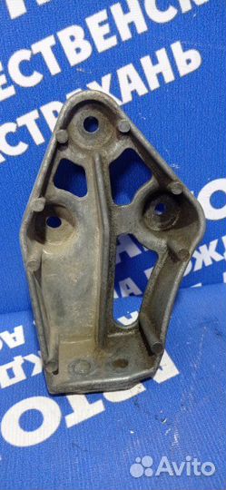 Кронштейн опоры двигателя Daewoo Nexia седан A15MF