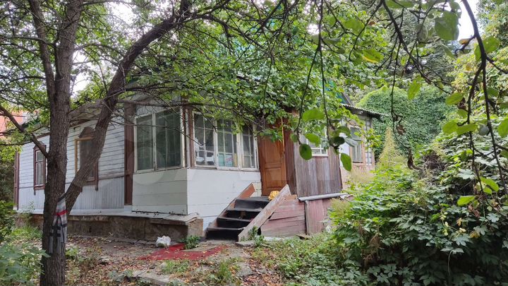 Дом 50 м² на участке 7,6 сот.