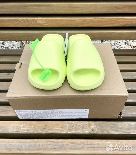 Шлепки Adidas Yeezy Slide