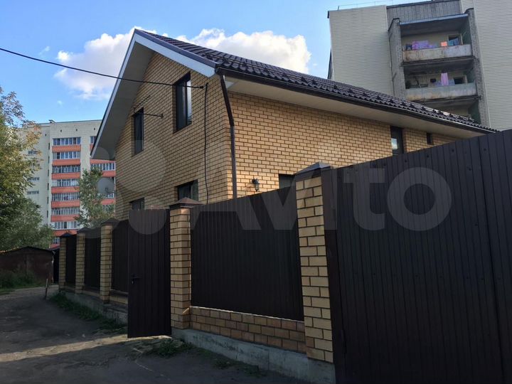 Коттедж 120 м² на участке 5 сот.