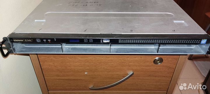 Сетевое хранилище Lenovo PX4-400R