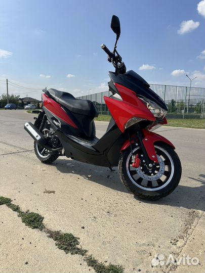 Скутер 125кб.м