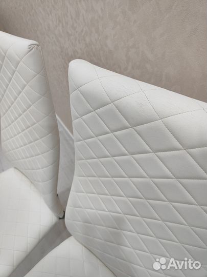 Стул кухонный 2 шт б/у