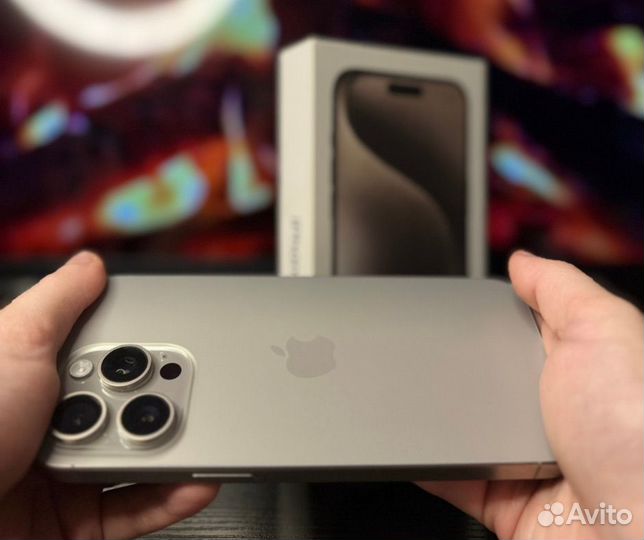 iPhone 15 Pro Max, 256 ГБ