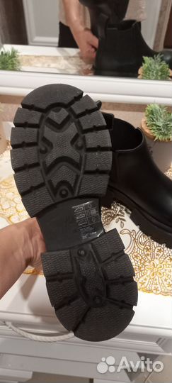 Ботинки женские 38 размераH&M