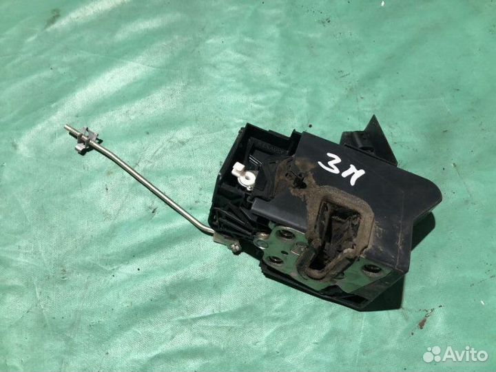Замок двери задний правый Renault Logan 2