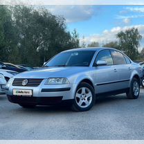 Volkswagen Passat 1.8 MT, 2003, 296 559 км, с пробегом, цена 649 000 руб.