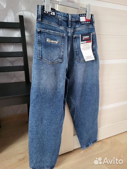 Джинсы женские Tommy Jeans Mom Jean оригинал W29