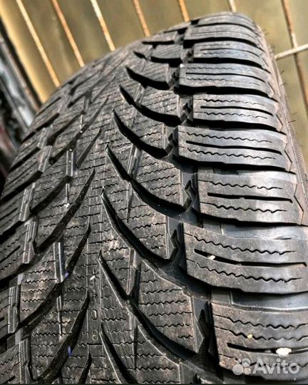 Nokian Tyres WR 235/55 R20