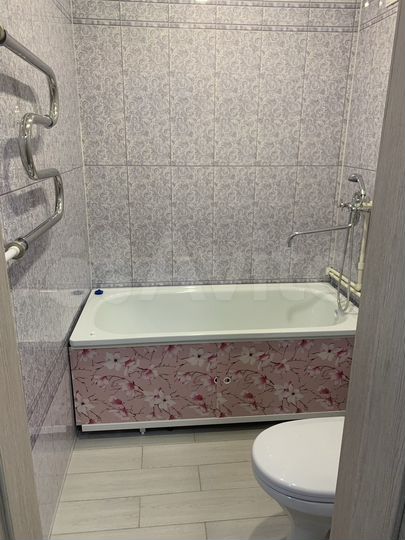 2-к. квартира, 43 м², 1/4 эт.