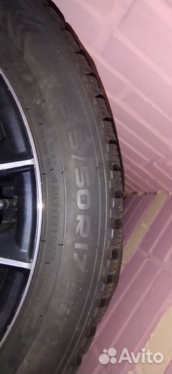 Nokian Tyres Hakkapeliitta 8 215/50 R17