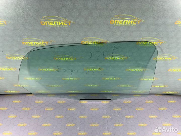 Стекло двери заднее правое Opel Corsa C