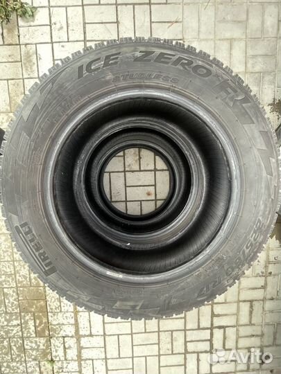 Pirelli Ice Zero FR 225/60 R17 103H