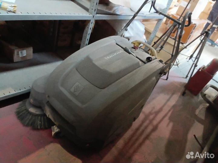 Подметальная машина karcher KM 75/40 W BR