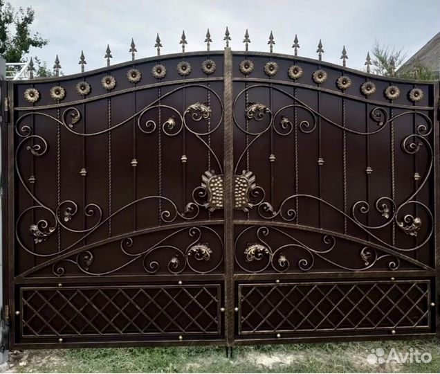Кованые ворота