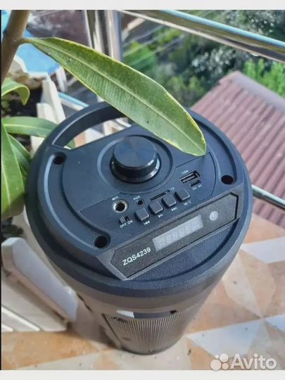 Колонка с караоке, мощный звук для любой вечеринки