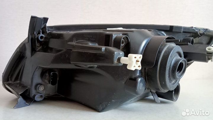 Фара правая для Лада Гранта, без креплений