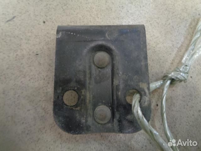 Направляющая двери Land Rover Discovery 2 1998-20