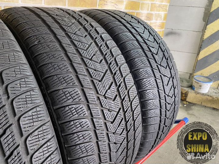 Pirelli Scorpion Winter RFT 285/45 R21 113V