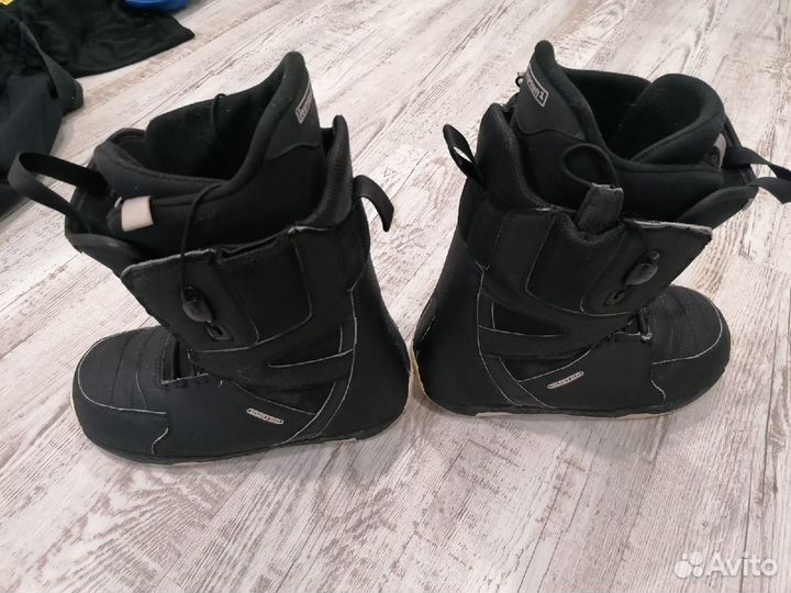 Ботинки для сноуборда burton moto