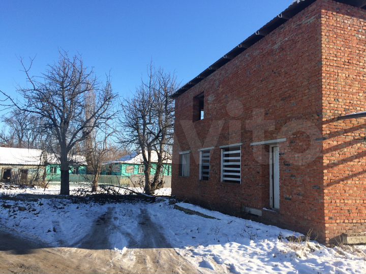 Дом 200 м² на участке 12 сот.