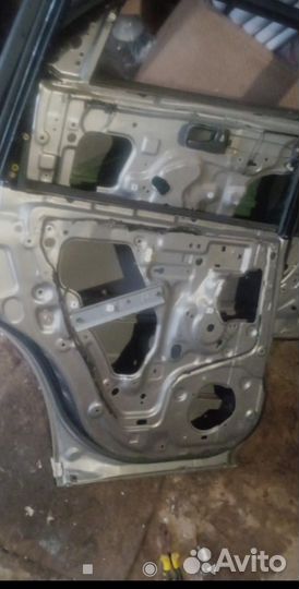 Продам двери на Ниссан X-Trаil
