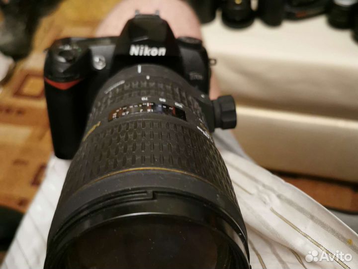 Зеркальный фотоаппарат Nikon D70S